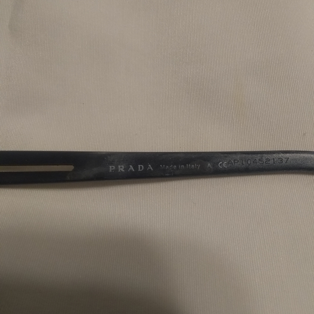 PRADA eyeglasses - Picture 7 of 16